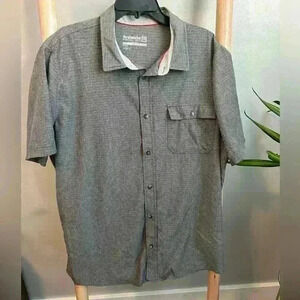 Men’s casual button down shirt
